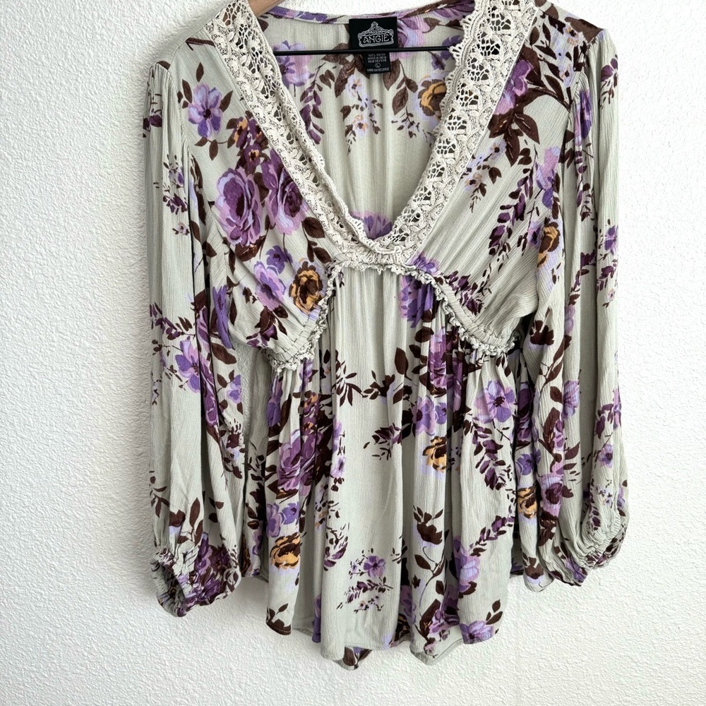 Angie Women's Large Babydoll Blouse Romantic Floral Summer Boho Bell Sleeve - Picture 7 of 11